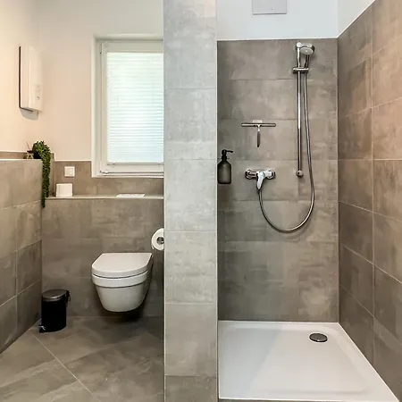 公寓 Moselblick I Ad Reichsburg Parkplatz 100m Marktplatz *